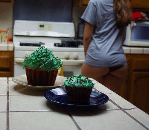 Cupcakes better not be the first thing you notice; Amateur Non Nude Panties 