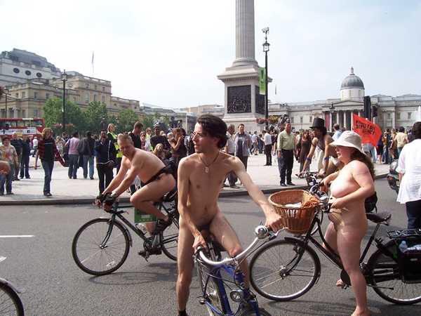 Cunts on Public - Public Exhibitionism Amateur; Amateur Public 