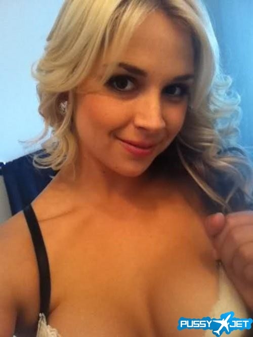 sexy blonde with big boobs selfshot; Amateur Babe Female Friendly Teen Hot 