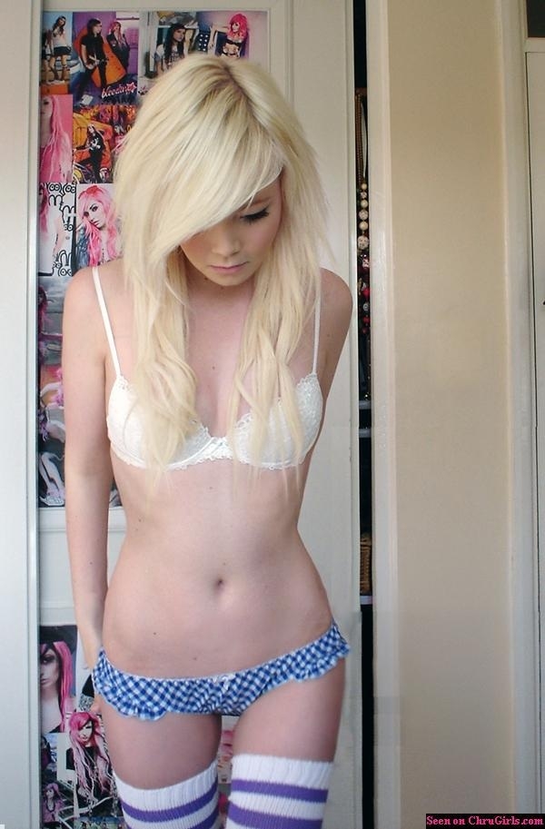 lingerie; Amateur Babe Blonde Teen 
