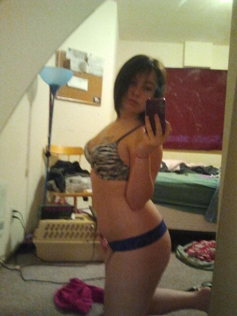Chubby teen on her knees selfshot in mirror » Amateur In Action pic