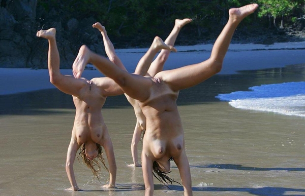 Fucking Beach - Sexy Blonde Beach Babes; Amateur Beach 