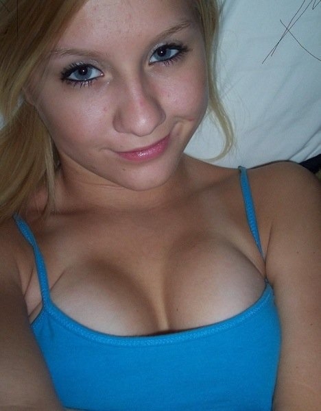 Amateur Girls Facebook pics and more; Amateur Babe Big Tits Blonde Teen 