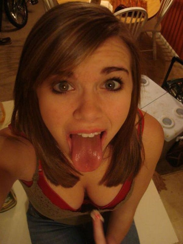 Beggin for it; Amateur Teen 