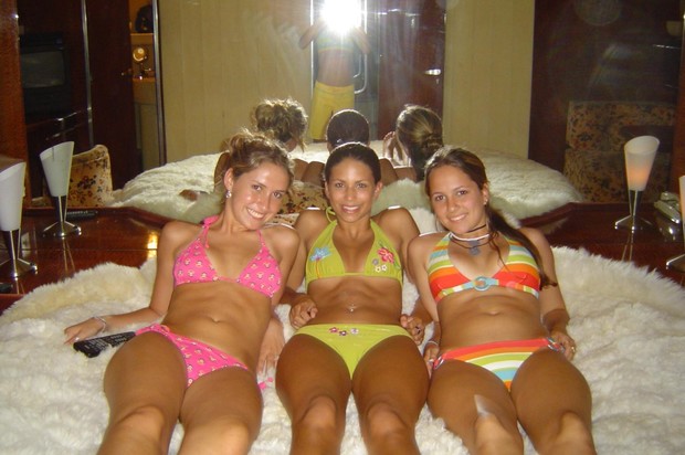 ...; Amateur Athletic Babe Girlfriend Hot Non Nude Teen Threesome 