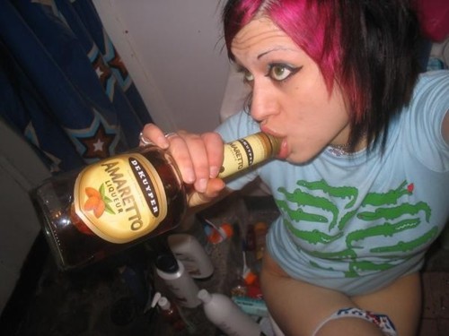 my kinda girl (but amaretto... Really?); Amateur Hot 